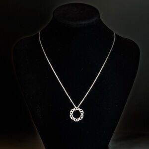 Vintage Avon “Empowerment” Infinity Pendant Necklace 176